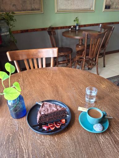 عکس کافه آموره