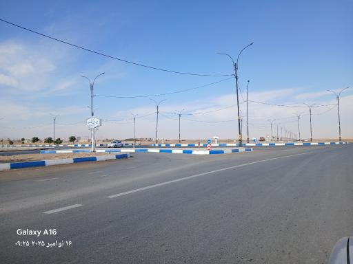 عکس میدان کتاب