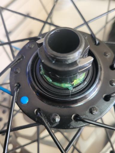 عکس تعمیرگاه دوچرخه صادقی 