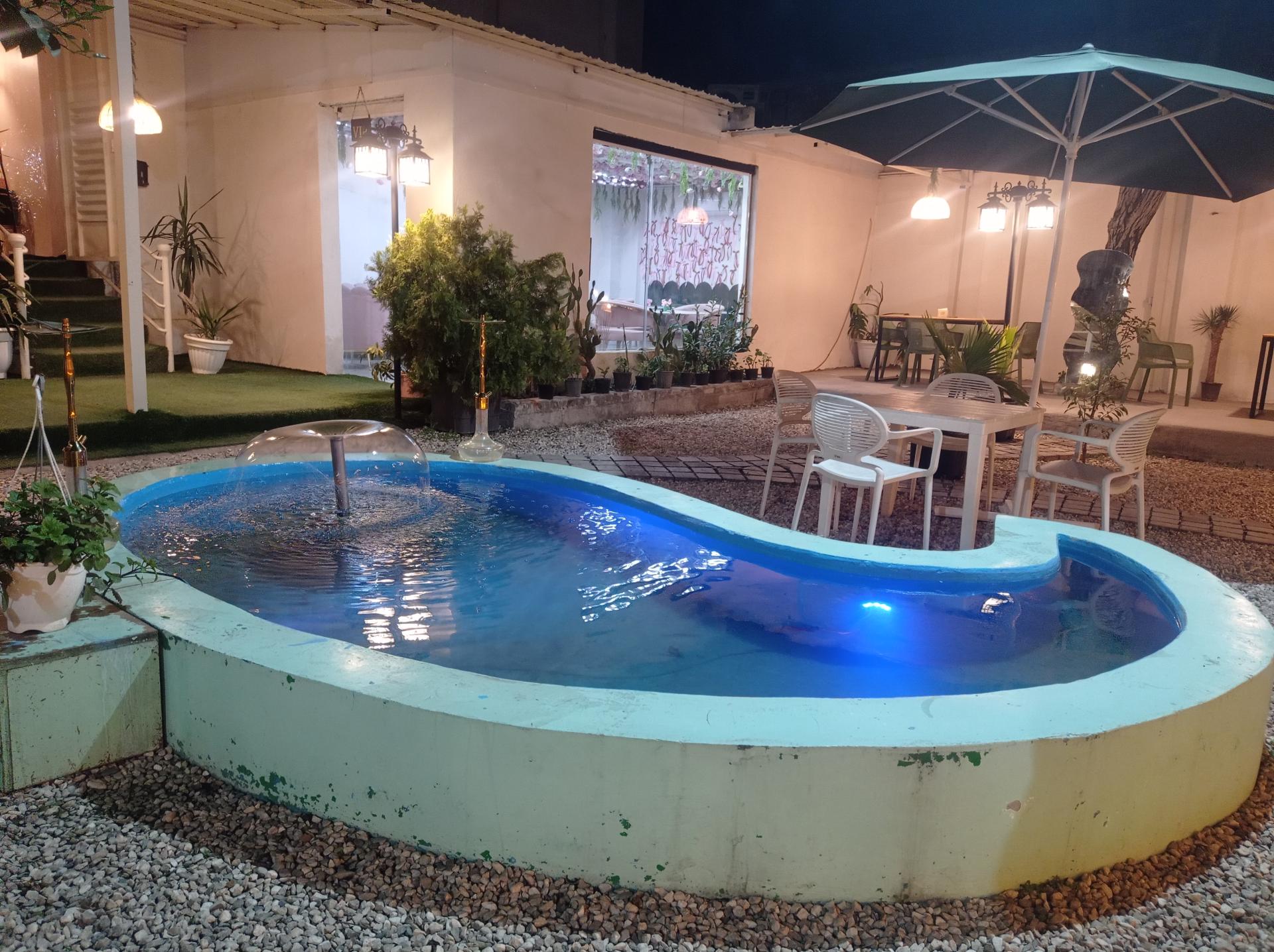 عکس کافه فست فود جزیره