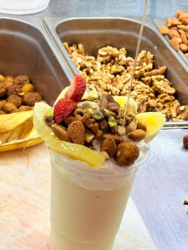 آبمیوه و بستنی سوپر استار