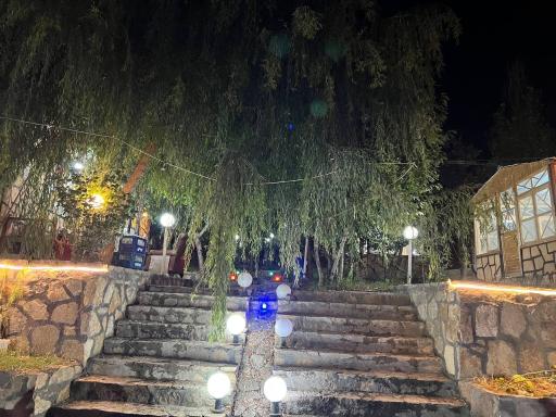 عکس کافه کبابی خان آقا