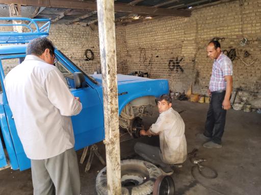 عکس تعمیرگاه و لوازم یدکی قشقایی