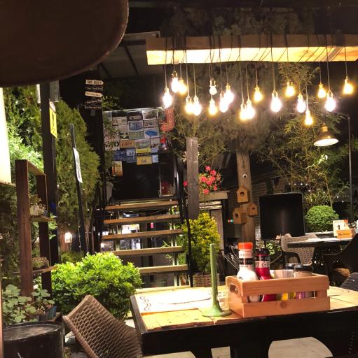 عکس رستوران منهتن گریل