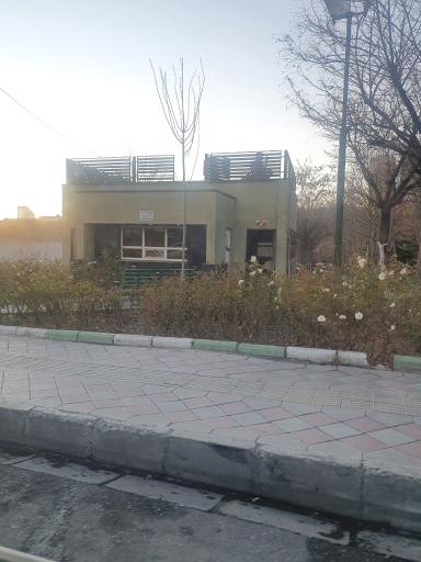 عکس سرویس بهداشتی بوستان عرفی شیرازی