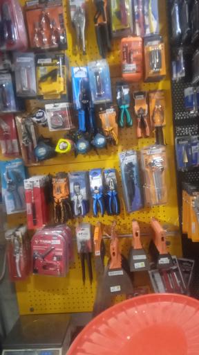 عکس رنگ و ابزار محمدی