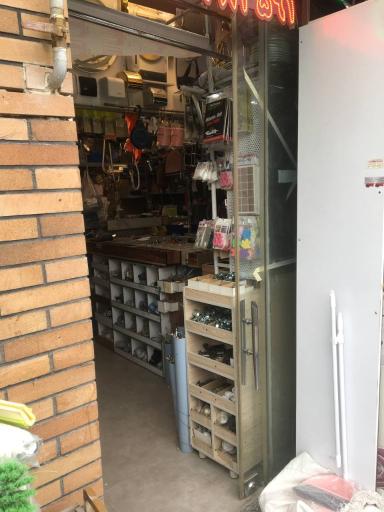 عکس الکتریکی و تاسیسات پردیس الکتریک