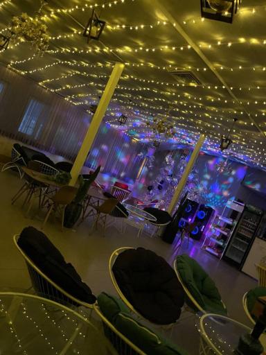 عکس کافی‌شاپ کلاسیک 