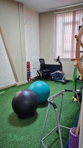 عکس فیزیوتراپی کوروش