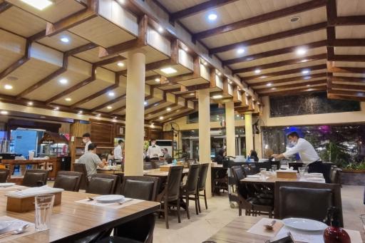 عکس رستوران فرزین