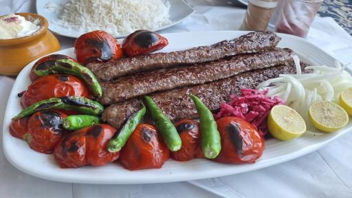 عکس باغ رستوران اشراف 