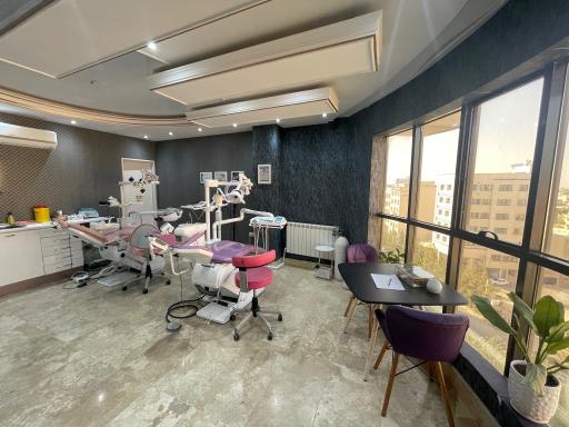 عکس دندانپزشکی دکتر زهره کریمی