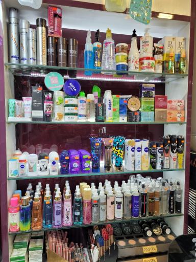 عکس فروشگاه دختر خوب