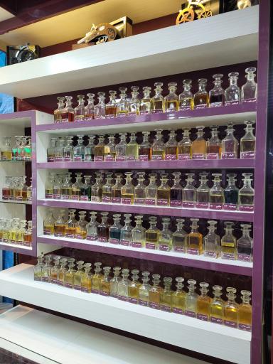 عکس فروشگاه دختر خوب