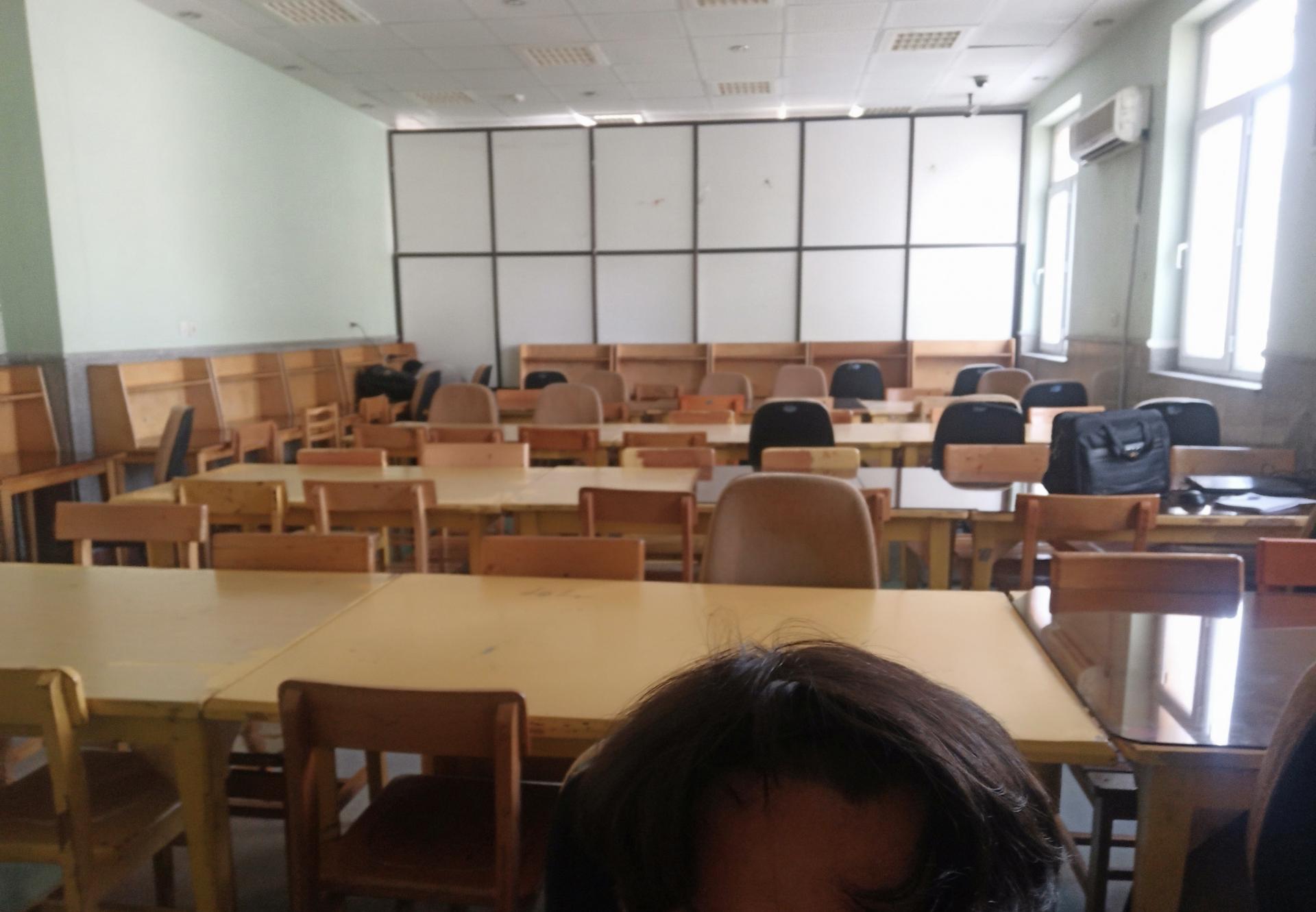 عکس کتابخانه آیت الله کفعمی