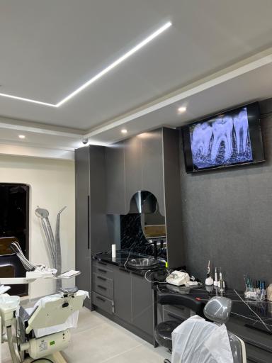 عکس کلینیک دندانپزشکی سعدی