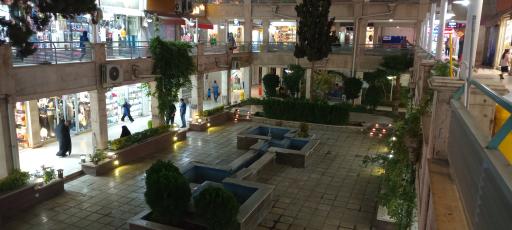 عکس مرکز خرید مفید