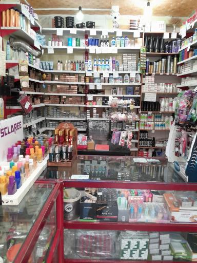 عکس فروشگاه آرایشی و رنگ مو امیر