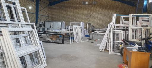 عکس گروه صنعتی هما رشتن