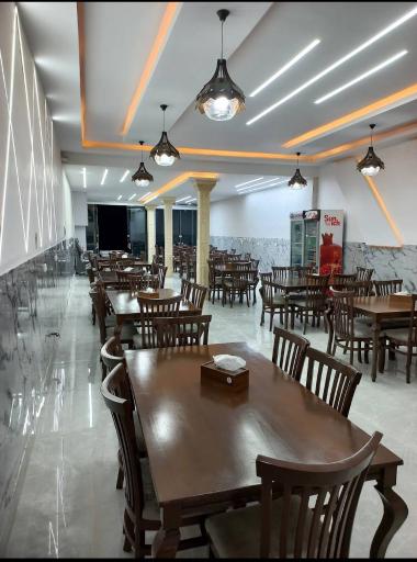 عکس رستوران باب میل