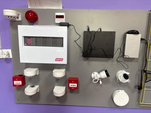 عکس آموزشگاه منشور فن 