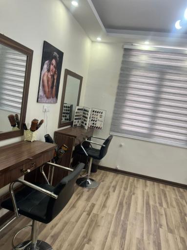 عکس سالن ملکه زیبایی