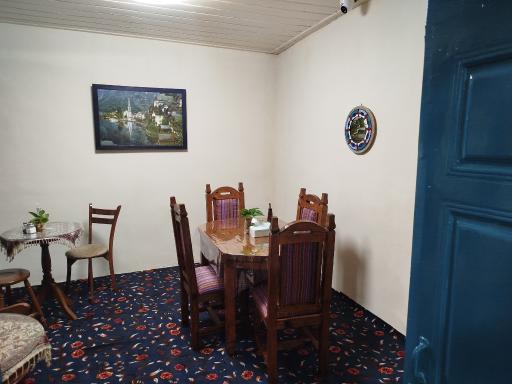 عکس کافه نایبی