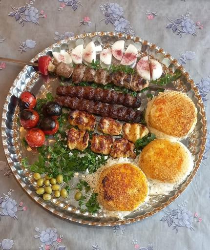 عکس رستوران هفت چنار