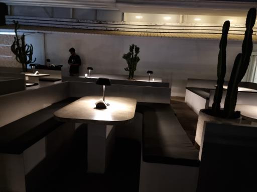 عکس کافه رستوران دوچرخه