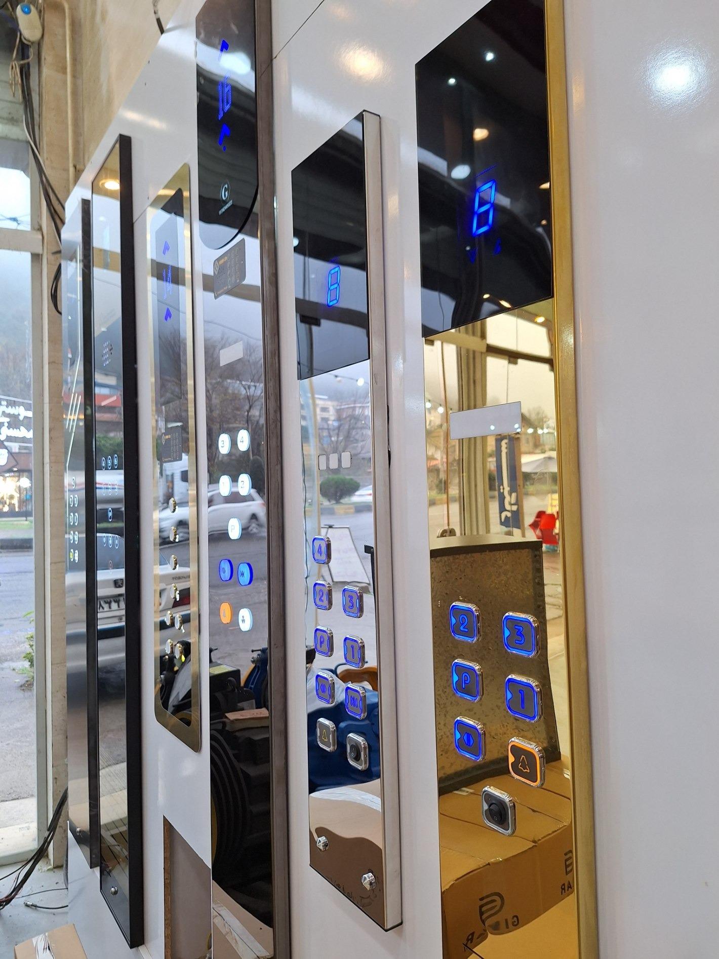 عکس آسانسور نوآوران فراز گستر