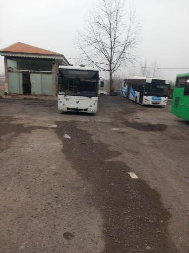 عکس لوله کشی و سوپاپ سازی کامیون و اتوبوس