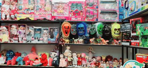 عکس فروشگاه شعبده بازیکده