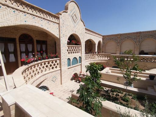 عکس سرای محبت قم