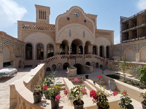 عکس سرای محبت قم