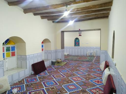 اقامتگاه بوم گردی دی جان (مادرجان)