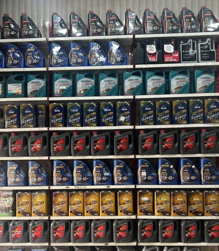 عکس تعویض روغن و پنچرگیری جنوب