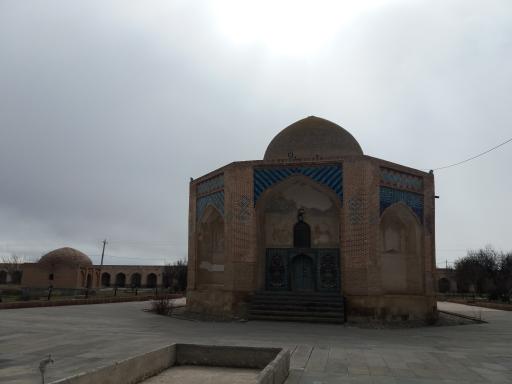 عکس مقبره شیخ امین الدین جبرائیل (بقعه کلخوران)