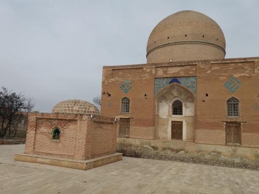 عکس مقبره شیخ امین الدین جبرائیل (بقعه کلخوران)