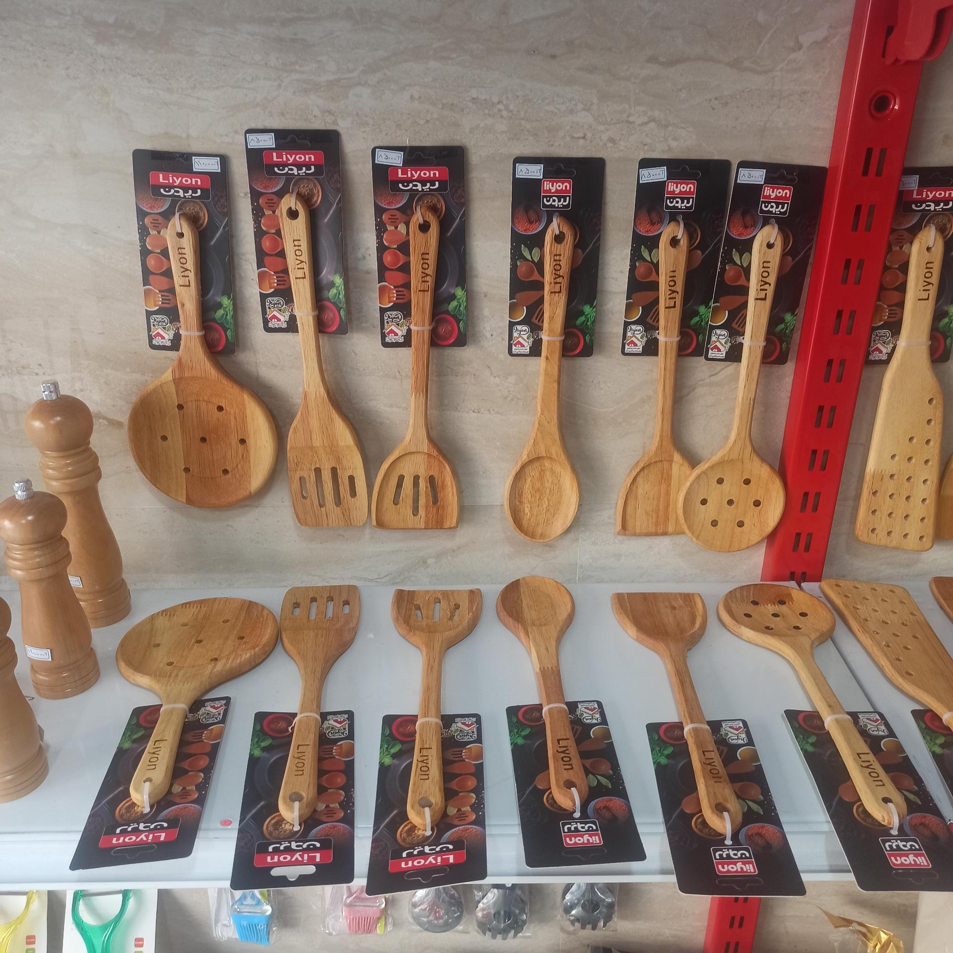 عکس تولید پخش منسوجات و لوازم آشپزخانه امید