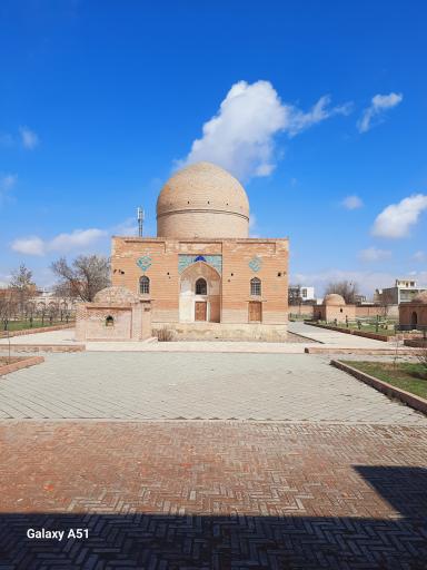 عکس مقبره شیخ امین الدین جبرائیل (بقعه کلخوران)