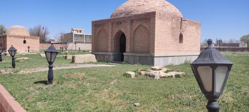 عکس مقبره شیخ امین الدین جبرائیل (بقعه کلخوران)