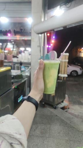 عکس بستنی زرین شعبه 2