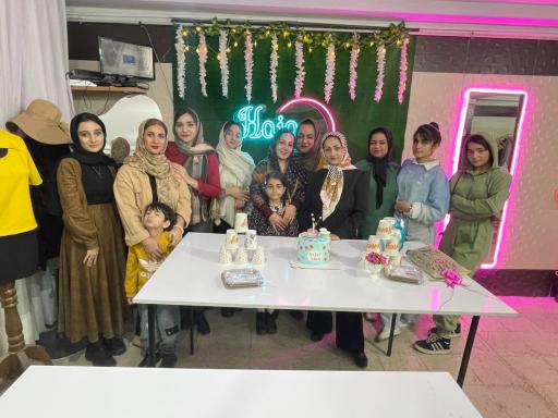 عکس آموزشگاه و مزون هارا