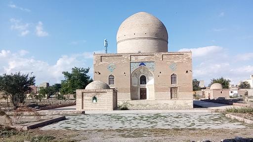 عکس مقبره شیخ امین الدین جبرائیل (بقعه کلخوران)