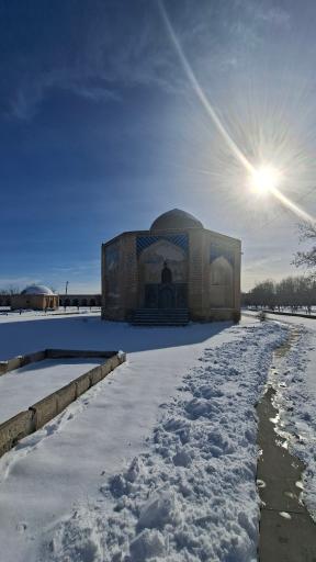 عکس مقبره شیخ امین الدین جبرائیل (بقعه کلخوران)