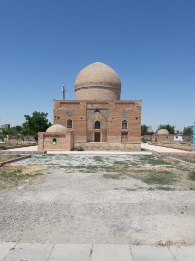 عکس مقبره شیخ امین الدین جبرائیل (بقعه کلخوران)