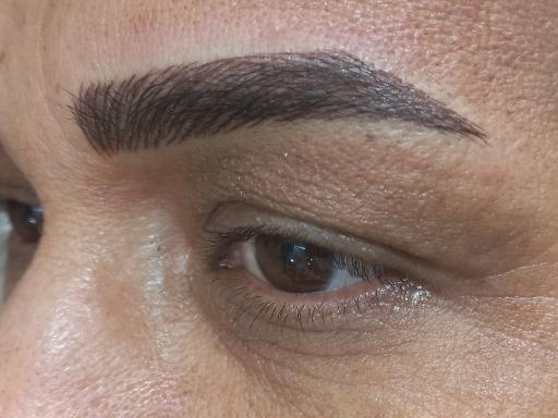 عکس سالن تخصصی آرایش دائم تاجدینی 