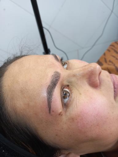 عکس سالن تخصصی آرایش دائم تاجدینی 