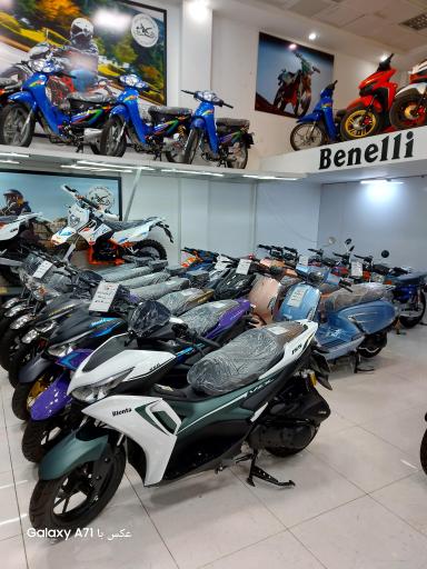 عکس فروشگاه بنلی موتورقزوین  (سید جلال عرب)