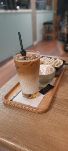 عکس کافه کالدی